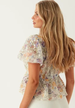 Yasleanna Ss Top