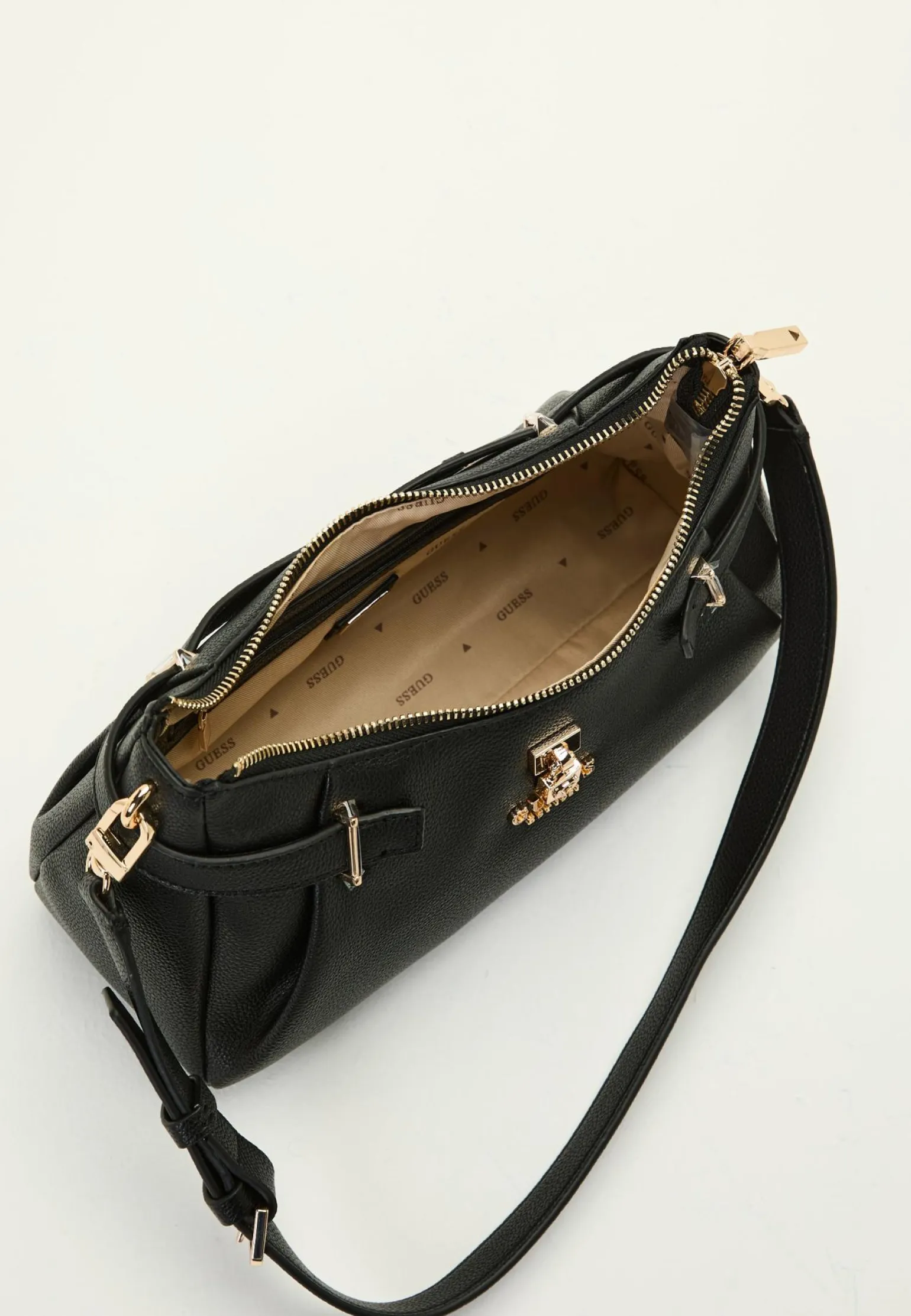 Yesba Shoulder Bag